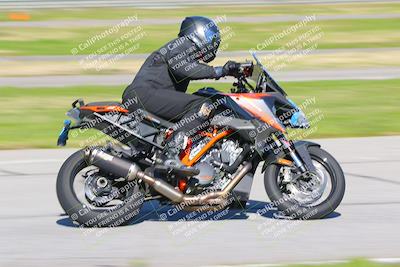 media/Jan-20-2023-Fastrack Riders (Fri) [[f2ad32aba3]]/Level 2/session 4 turn 6/